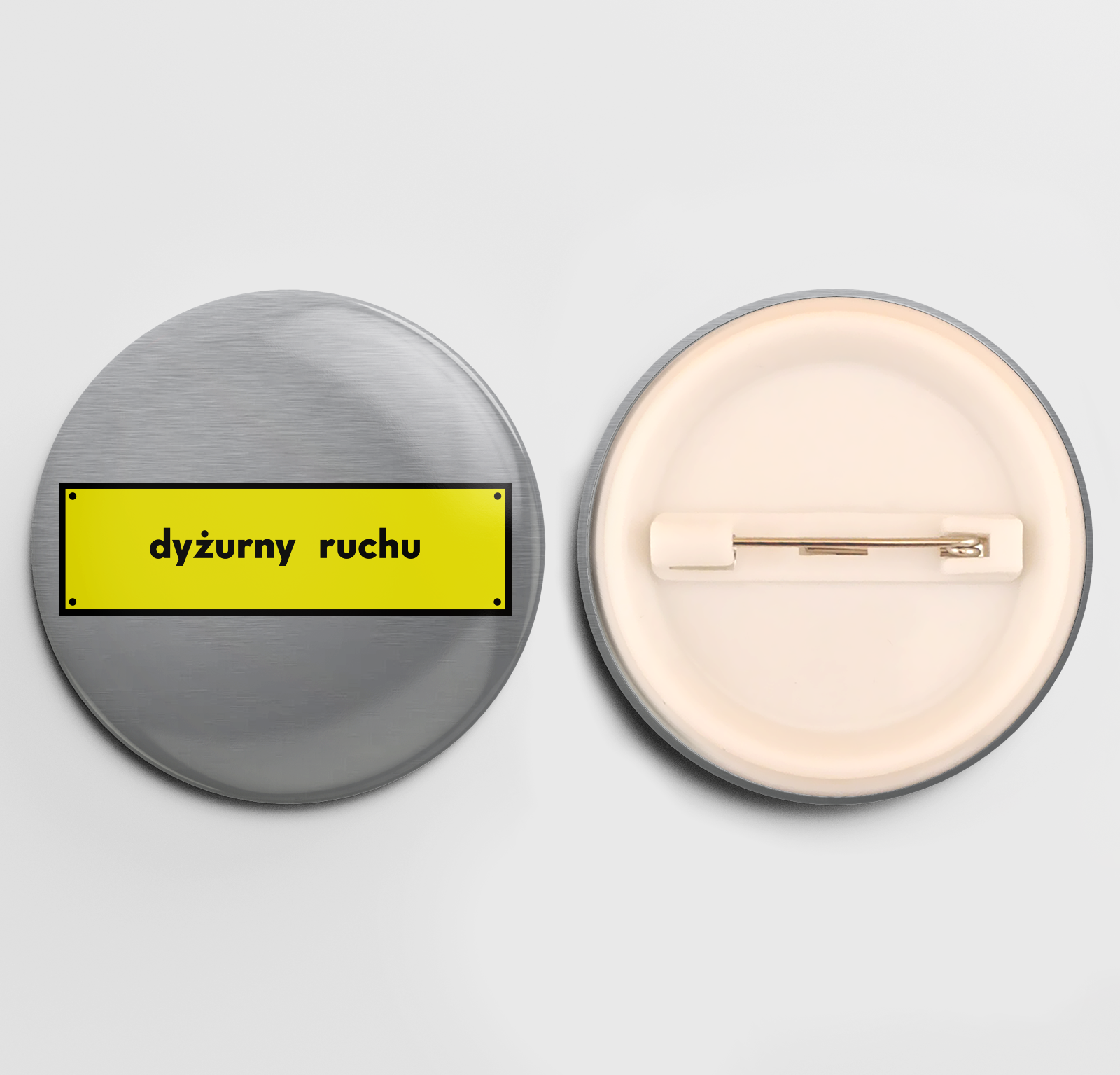 przypinka dyżurny ruchu, przypinka kolejowa, przypinka kolejarska, przypinka dla kolejarza, przypinka PKP, button kolejowy, button kolejarski, button dla kolejarza, button PKP, pin kolejowy, pin kolejarski, pin dla kolejarza, pin PKP, dyżurny ruchu tabliczka przypinka