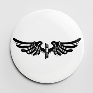 przypinka Ośka Kolejowa II RP (wzór B), przypinka kolejowa, przypinka kolejarska, przypinka dla kolejarza, przypinka PKP, button kolejowy, button kolejarski, button dla kolejarza, button PKP, pin kolejowy, pin kolejarski, pin dla kolejarza, pin PKP, Ośka kolejowa przypinka