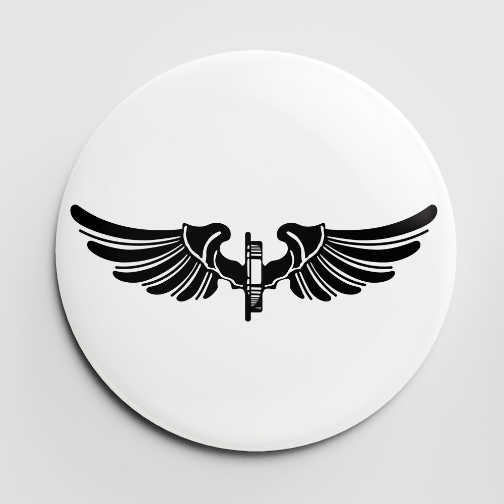 przypinka Ośka Kolejowa II RP (wzór B), przypinka kolejowa, przypinka kolejarska, przypinka dla kolejarza, przypinka PKP, button kolejowy, button kolejarski, button dla kolejarza, button PKP, pin kolejowy, pin kolejarski, pin dla kolejarza, pin PKP, Ośka kolejowa przypinka